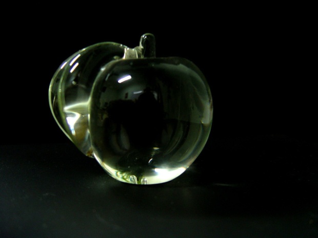 glass-apple-1426930